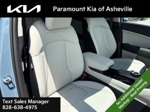 New 2026 Kia Sportage EX AWD/4WD image 20