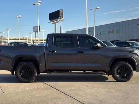 New 2026 Toyota Tundra SR5 AWD/4WD image 5