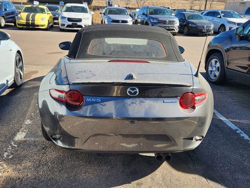 Used 2023 MAZDA MX-5 Miata Club image 5