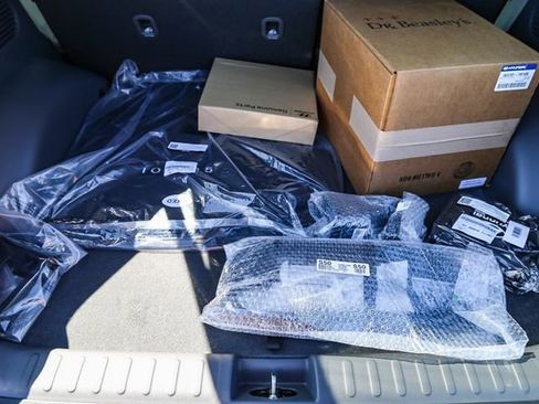 New 2025 Hyundai Ioniq 5 SEL image 25