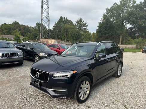 Used 2016 Volvo XC90 T6 Momentum w/ Momentum Plus Package AWD/4WD image 1