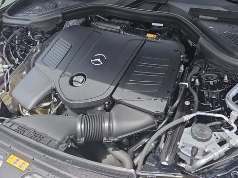 Certified 2026 Mercedes-Benz GLC 300 image 21