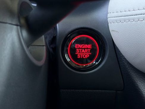 Certified 2024 Honda HR-V LX image 27