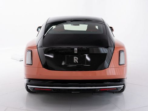 Certified 2024 Rolls-Royce Spectre w/ Spectre Launch Package AWD/4WD image 4