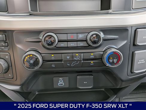 New 2025 Ford F350 XLT image 21