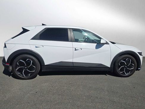 Used 2022 Hyundai Ioniq 5 SEL image 2