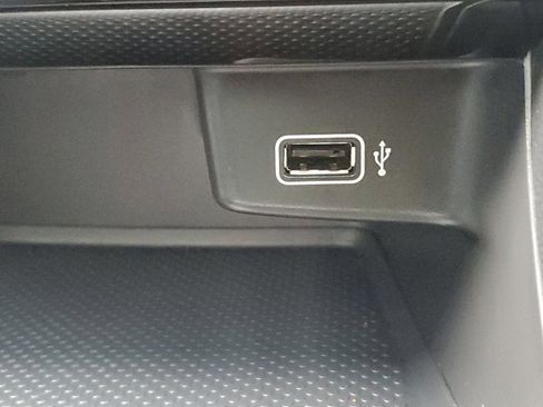 Used 2019 Volkswagen Jetta SEL w/ Cold Weather Package image 21