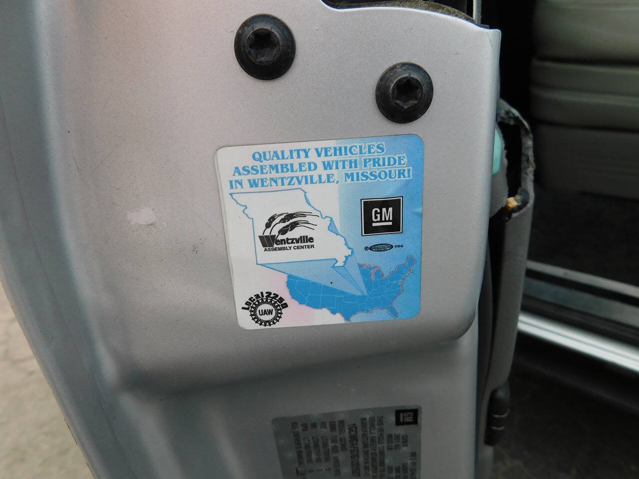 Used 2016 Chevrolet Express 2500 RWD image 46