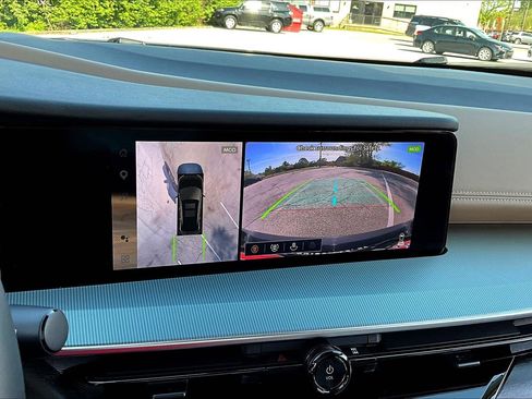 Used 2025 Nissan Murano Platinum w/ Cargo Package image 14