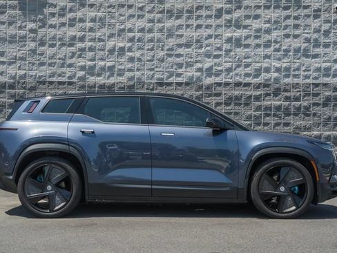Used 2023 Fisker Ocean Extreme AWD/4WD image 4