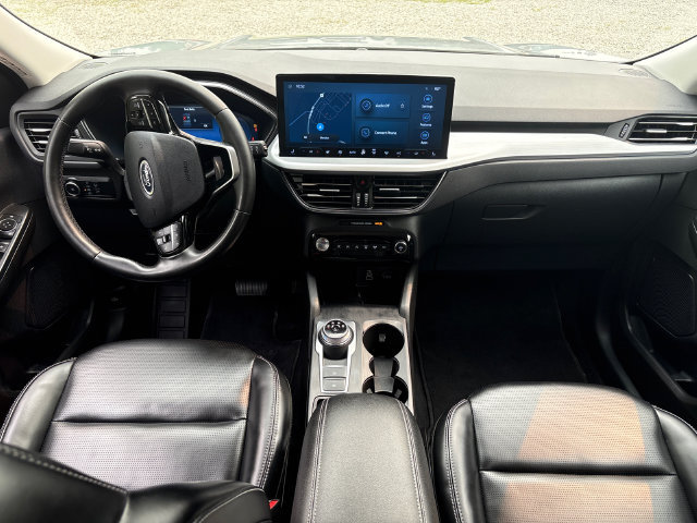 Certified 2024 Ford Escape Platinum AWD/4WD image 21