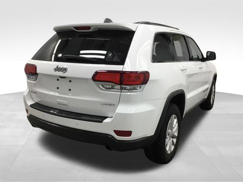 Used 2021 Jeep Grand Cherokee Laredo X AWD/4WD image 15