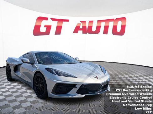 Used 2021 Chevrolet Corvette Stingray Preferred Cpe w/ 2LT RWD image 1