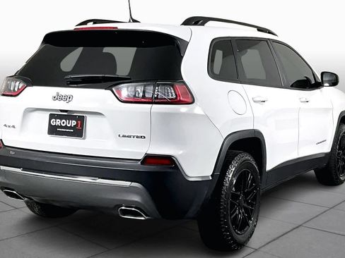 Used 2022 Jeep Cherokee Limited w/ Mopar Interior Package image 13