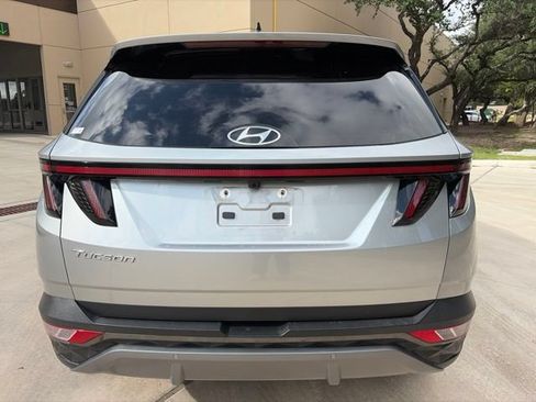 Used 2024 Hyundai Tucson Limited FWD image 3