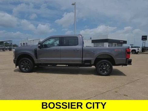 Used 2023 Ford F250 Lariat w/ Sport Appearance Package AWD/4WD image 6