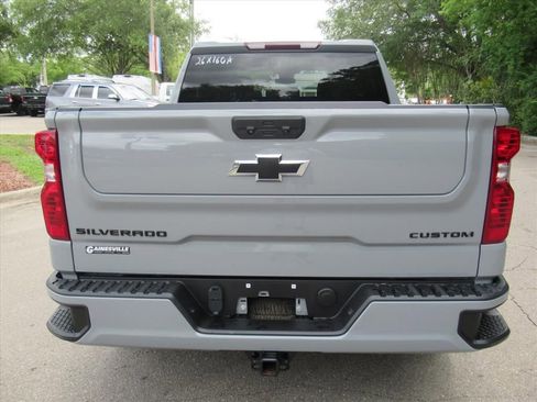 Used 2024 Chevrolet Silverado 1500 Custom w/ Dark Appearance Package RWD image 5