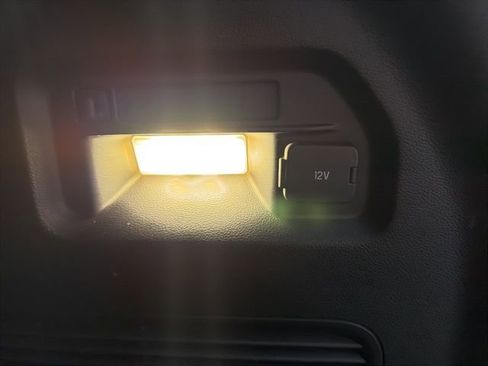 Certified 2021 Ford Explorer XLT w/ Equipment Group 202A image 13