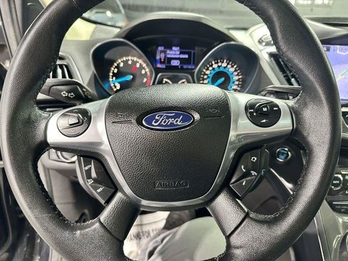 Used 2013 Ford Escape Titanium w/ Parking Technology Pkg FWD image 19