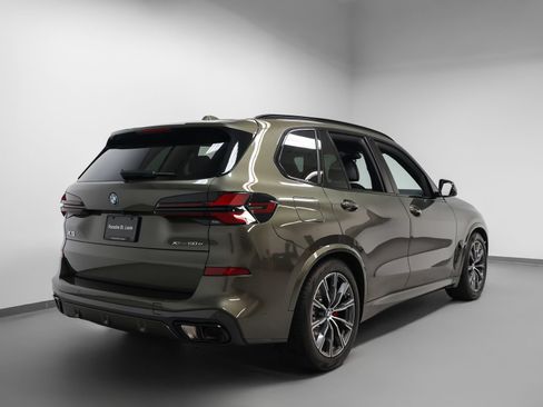Used 2026 BMW X5 xDrive50e w/ M Sport Package AWD/4WD image 12