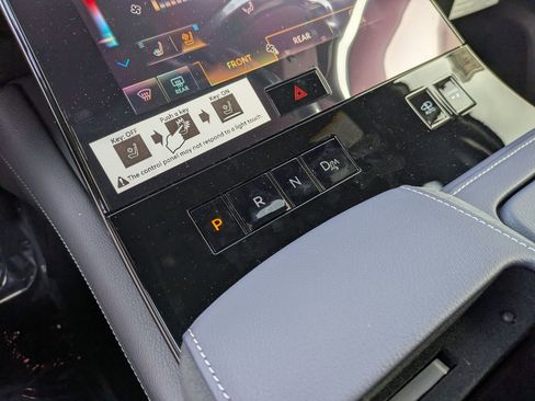 New 2026 INFINITI QX80 4WD image 15