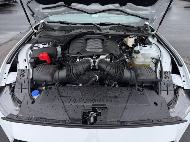 Used 2025 Ford Mustang GT Premium RWD image 28