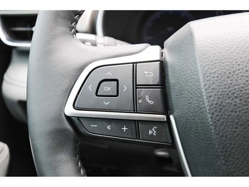 Used 2023 Toyota Highlander Limited FWD image 17