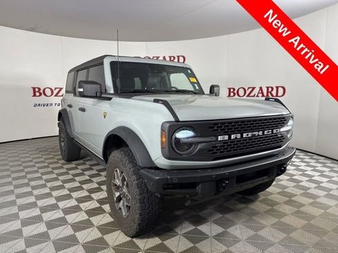 Used 2021 Ford Bronco Badlands image 1