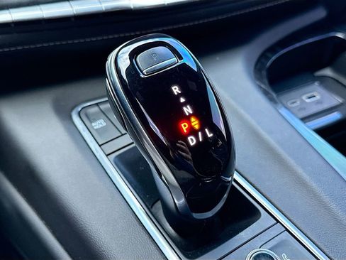 Used 2021 Cadillac Escalade Sport w/ Driver Assist Tech Package image 31