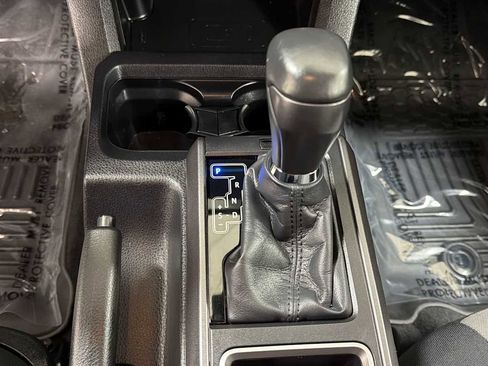 Certified 2023 Toyota Tacoma TRD Off-Road w/ Technology Package AWD/4WD image 21