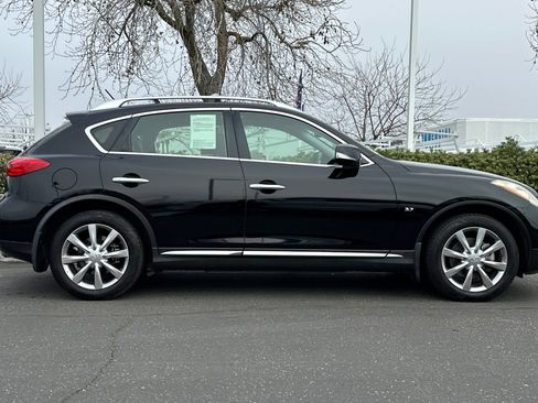 Used 2017 INFINITI QX50 w/ Premium Plus Package image 3