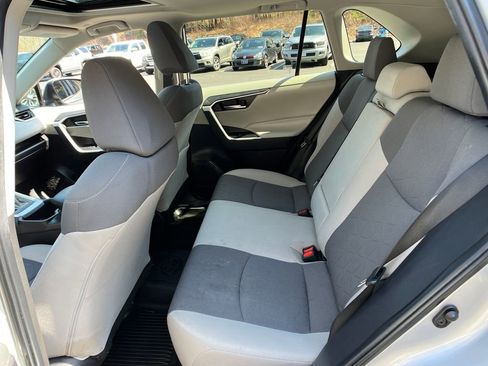 Used 2023 Toyota RAV4 XLE w/ Convenience Package image 22