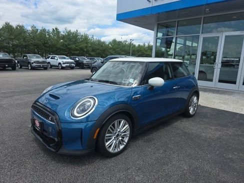 Used 2024 MINI Cooper S FWD image 3