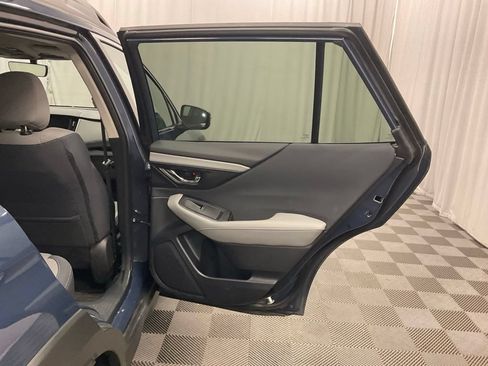Used 2024 Subaru Outback Premium AWD/4WD image 24
