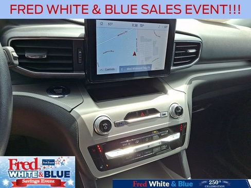 Certified 2022 Ford Explorer XLT w/ Equipment Group 202A AWD/4WD image 23