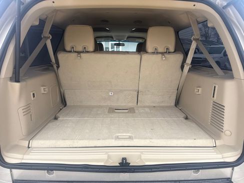 Used 2017 Ford Expedition EL XLT w/ Equipment Group 202A image 12