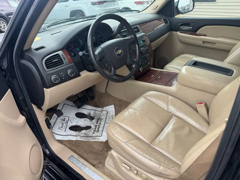 Used 2007 Chevrolet Avalanche LTZ w/ LTZ Preferred Equipment Group image 10