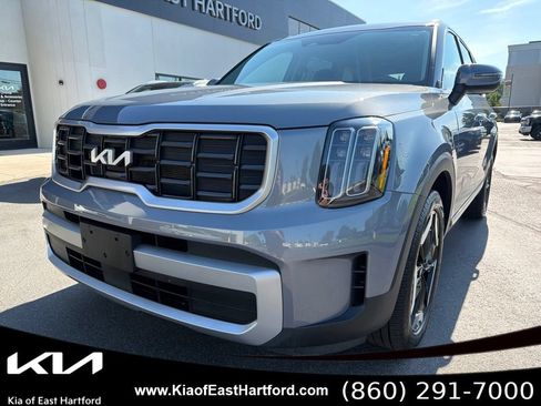 Certified 2023 Kia Telluride S AWD/4WD image 3
