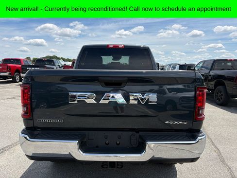 Used 2026 RAM 2500 Big Horn AWD/4WD image 4