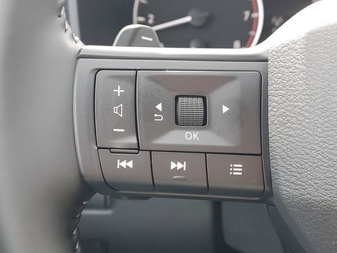 New 2026 Nissan Rogue SV w/ Cold Weather Package AWD/4WD image 9