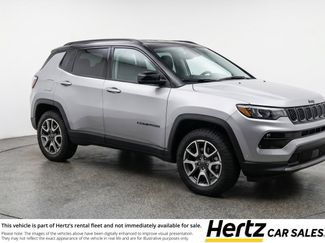 Used 2025 Jeep Compass Trailhawk AWD/4WD video 1