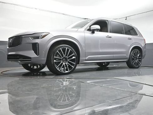 Certified 2026 Volvo XC90 B6 Plus w/ Protection Package Premier AWD/4WD image 36
