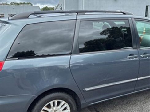 Used 2009 Toyota Sienna XLE Limited AWD/4WD image 5