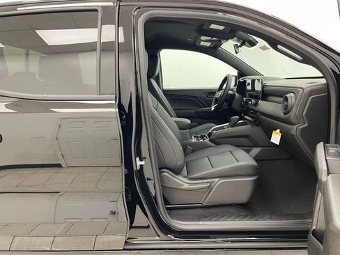 New 2026 Chevrolet Colorado Trail Boss AWD/4WD image 15