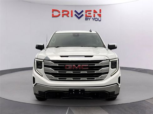 Used 2023 GMC Sierra 1500 SLE AWD/4WD image 9