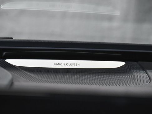 Used 2025 Audi S6 e-tron Prestige w/ 21" Black Optic Package image 50