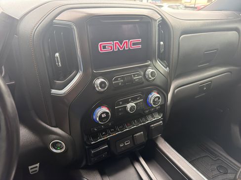 Used 2022 GMC Sierra 1500 AT4 w/ AT4 Premium Package image 24