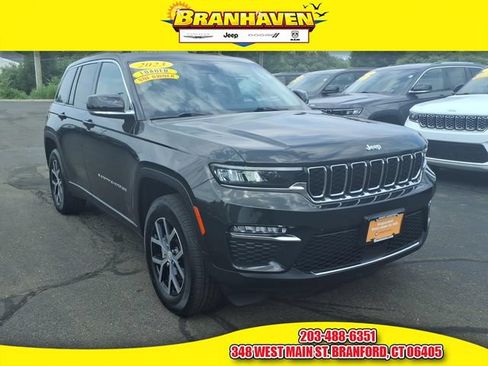 Certified 2023 Jeep Grand Cherokee Limited AWD/4WD image 1