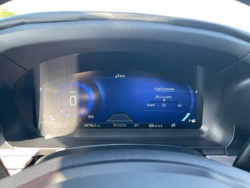 Used 2020 Ford Explorer Platinum w/ Premium Technology Package AWD/4WD image 25