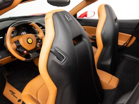 Certified 2019 Ferrari 488 Spider RWD image 64